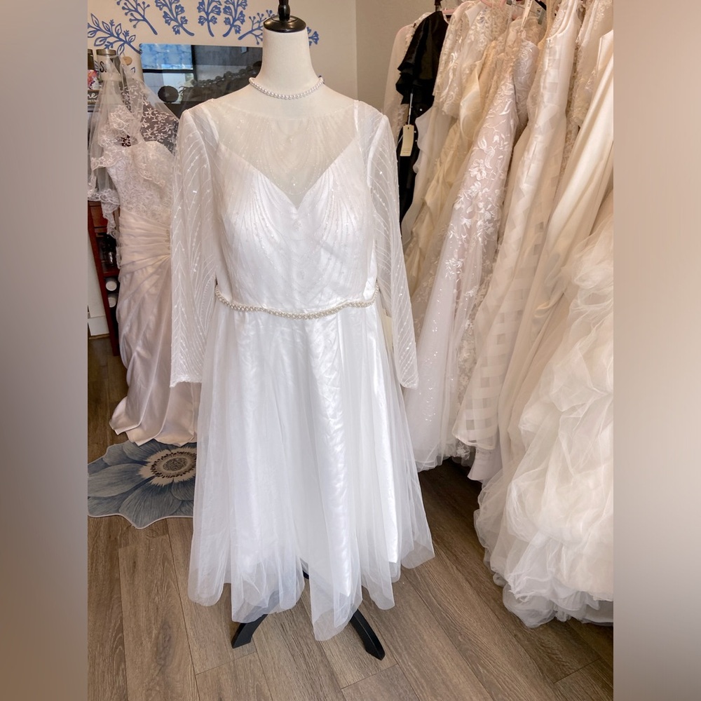 NWT Lanting Wedding Dress